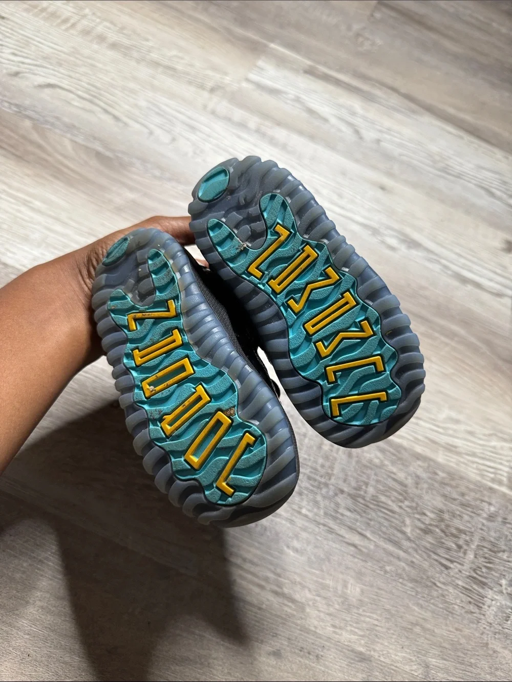 Toddler Retro Jordan 11 size 7C